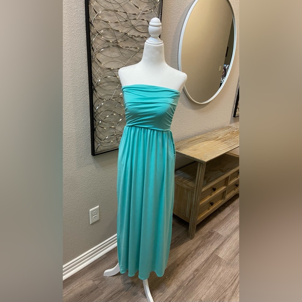 STRAPLESS MAXI DRESS